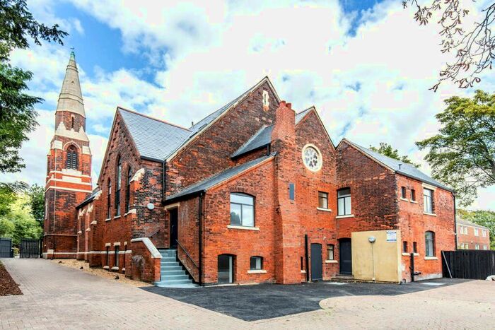 1 Bedroom Flat To Rent In Old Church Court, Grove Road, N11