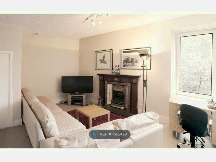 2 Bedroom Flat To Rent In Union Grove, Aberdeen, AB10