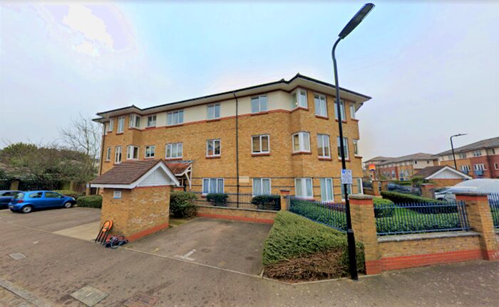 1 Bedroom Flat To Rent In Myddleton Avenue, Finsbury Park, N4