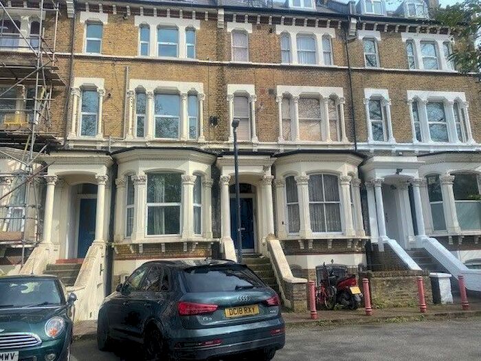 1 Bedroom Flat To Rent In Fff Effra Road, London, SW2
