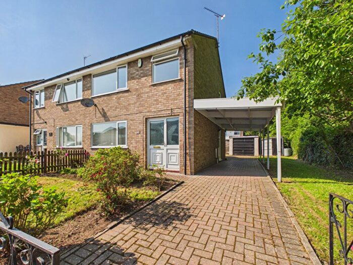 3 Bedroom Semi Detached House To Rent In Moorside Crescent, Sinfin, DE24
