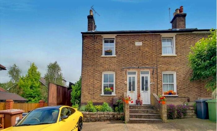 3 Bedroom Terraced House To Rent In School Lane, Bushey ., WD23