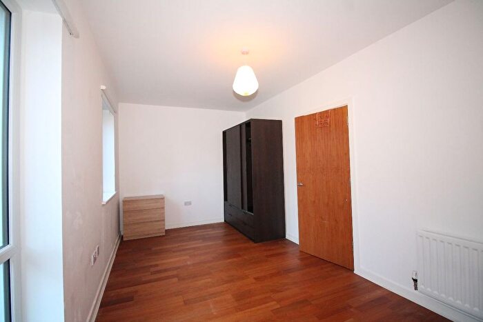 4 Bedroom Terraced House To Rent In Minter Road, Barking, IG11