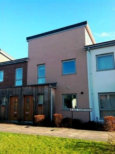 3 Bedroom Semi-Detached House To Rent In July Court Yard, Sunny Side South, Gateshead, NE8