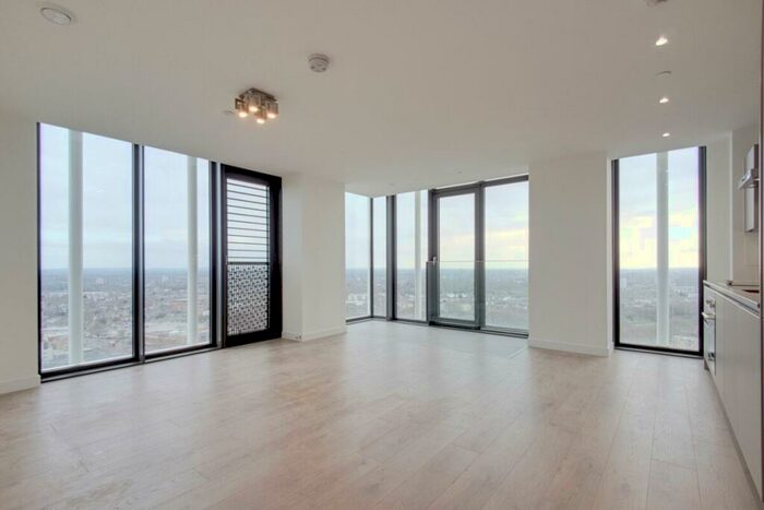 2 Bedroom Flat To Rent In Great Eastern Road London, E15