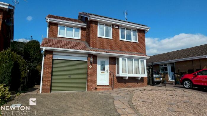 4 Bedroom Detached House To Rent In Broadlands Avenue, Sheffield, S20