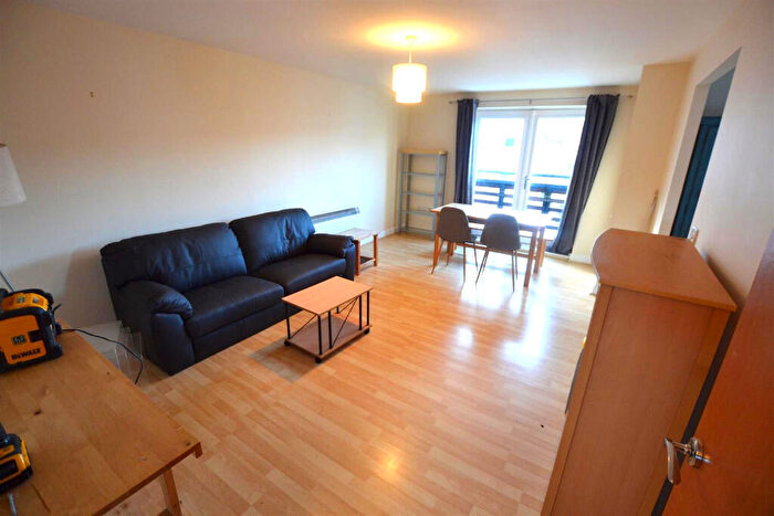 2 Bedroom Apartment For Sale In Hope Court, Ipswich, Suffolk, IP3