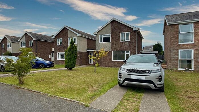 3 Bedroom Detached House For Sale In Ty Canol, Harlech, LL46