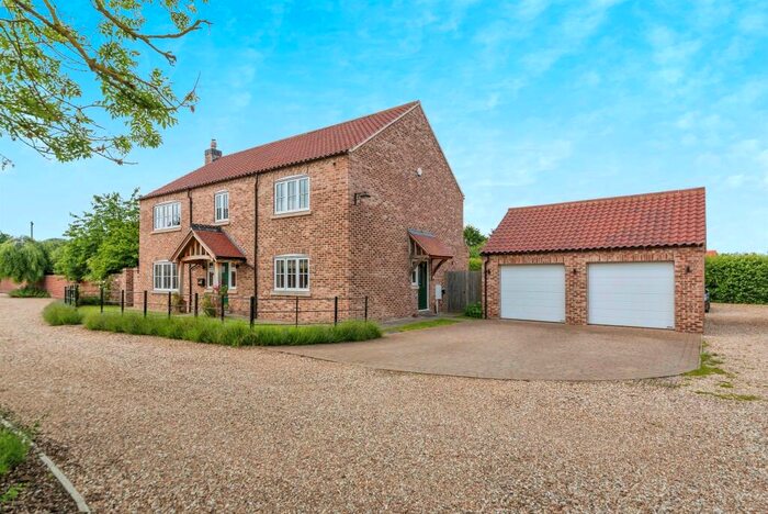 4 Bedroom Detached House For Sale In High Street, Brant Broughton, Lincoln, LN5