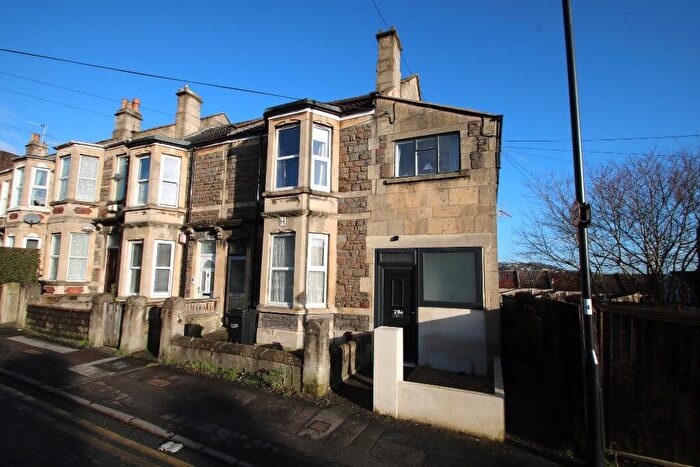 2 Bedroom End Of Terrace House For Sale In Cynthia Road, Bath, Somerset, BA2