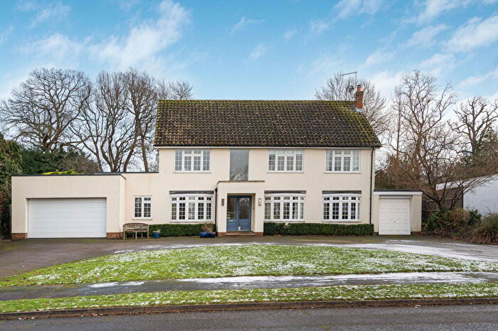 4 Bedroom Detached House For Sale In Atwood Little Bookham, KT23