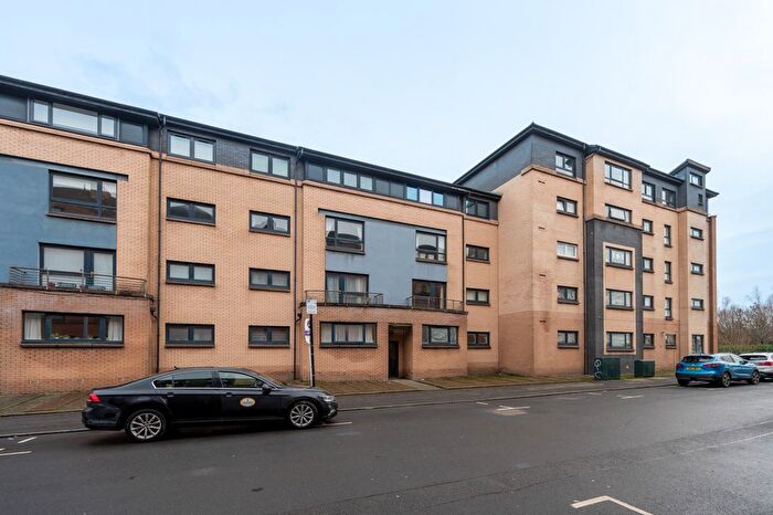 2 Bedroom Flat To Rent In Flat -, Partick, Glasgow, G11