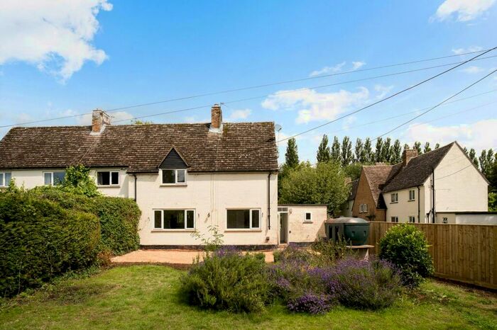 3 Bedroom Semi-Detached House To Rent In Steadys Lane, Stanton Harcourt, OX29