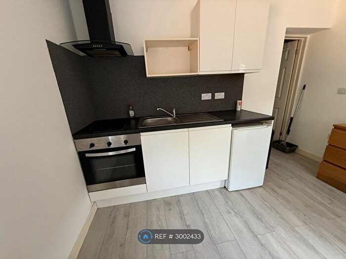Studio To Rent In Vicarage Lane, Coventry, CV7