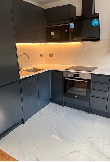 1 Bedroom Flat To Rent In Burton Street, London, WC1H