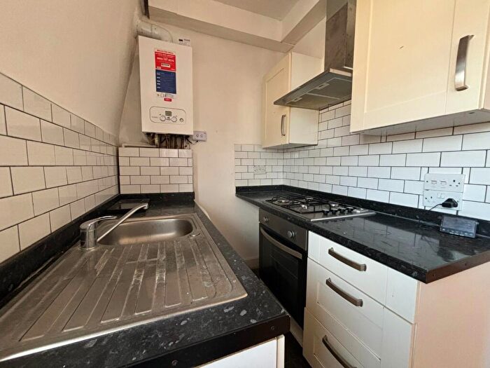 1 Bedroom Flat To Rent In High Road, London, Greater London, NW10