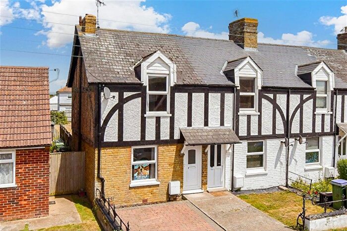 3 Bedroom End Terrace House For Sale In Blenheim Road, Littlestone, Kent, TN28