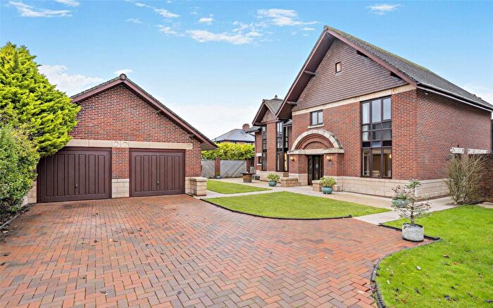 4 Bedroom Detached House For Sale In Regent Gardens, Cardiff, CF14