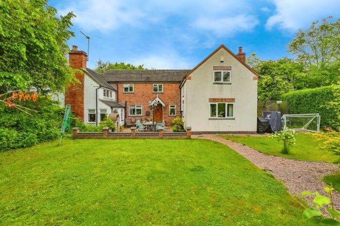 4 Bedroom Detached House To Rent In Nankirks Lane, Burton-On-Trent, DE13