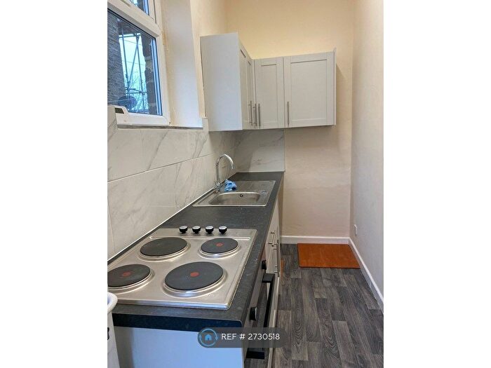 1 Bedroom Terraced House To Rent In Green Place, Bradford, BD2