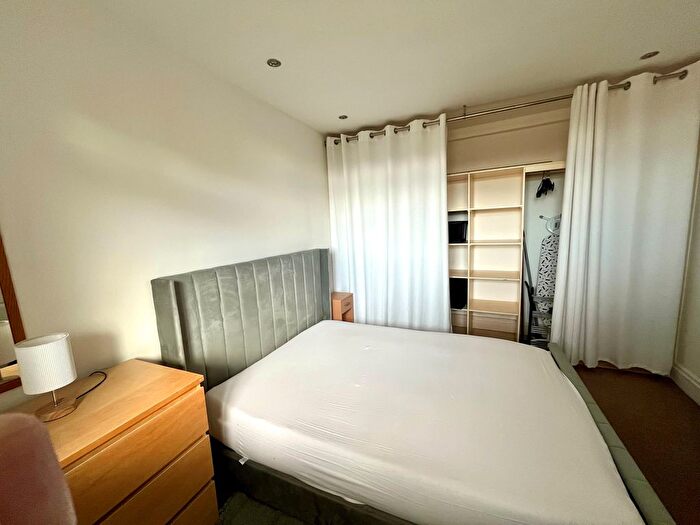 1 Bedroom Property To Rent In Wilmslow Road, Manchester, M20