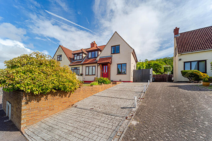 3 Bedroom Semi Detached House For Sale In South Hill, Winscombe, BS25