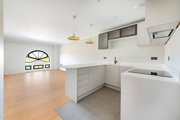 2 Bedroom Flat To Rent In Devonhurst Place, Heathfield Terrace, Chiswick, London, W4