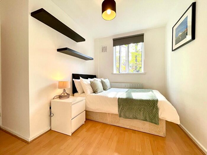 1 Bedroom Flat To Rent In Vallance Road, London, E1