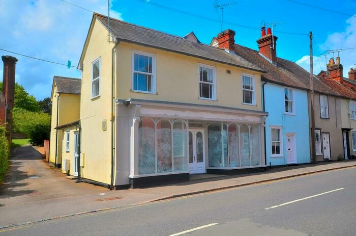 2 Bedroom Flat To Rent In North Street, Dunmow, CM6