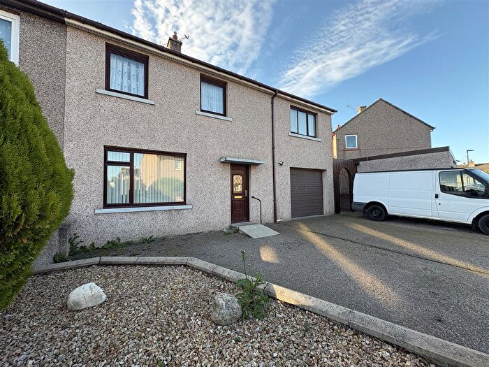 3 Bedroom Terraced House For Sale In Longmoor Crescent, Elgin, IV30