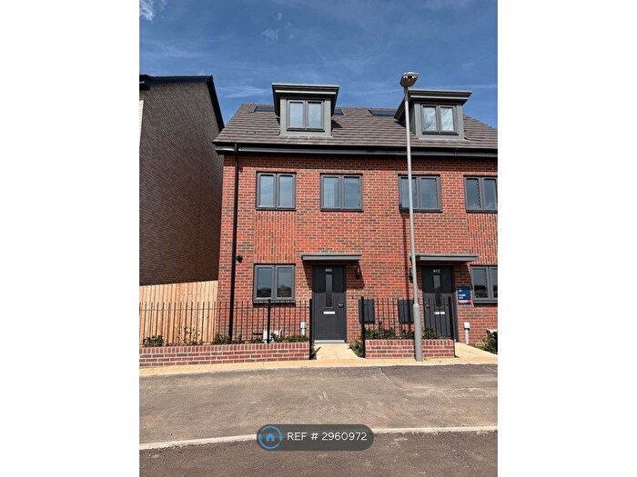 3 Bedroom Semi-detached House To Rent In Barrosa Way, Milton Keynes, MK8