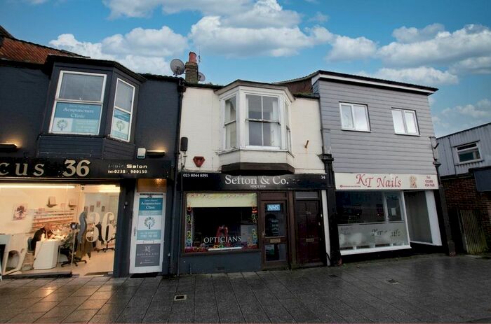 1 Bedroom Maisonette To Rent In Portsmouth Road, Southampton, SO19