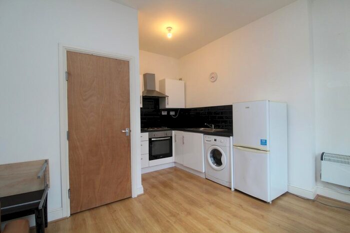 1 Bedroom Flat To Rent In Claude Road, Roath, Cardiff, CF24