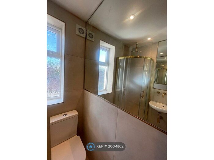 1 Bedroom Flat To Rent In St. Osburgs Road, Coventry, CV2