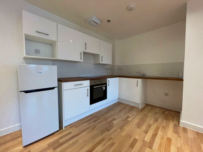 1 Bedroom Flat To Rent In Markfield Court, Leicester, LE4