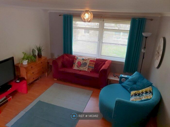 3 Bedroom Flat To Rent In St. Mungo Avenue, Glasgow, G4