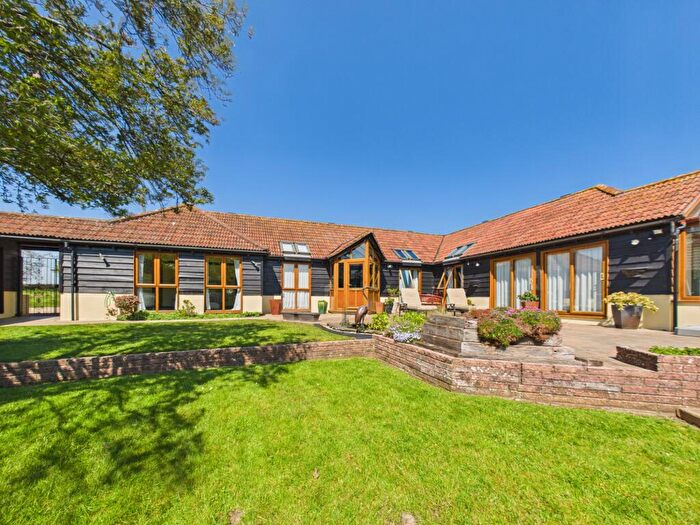 5 Bedroom Barn Conversion For Sale In Drury Lane, Mortimer Common, RG7