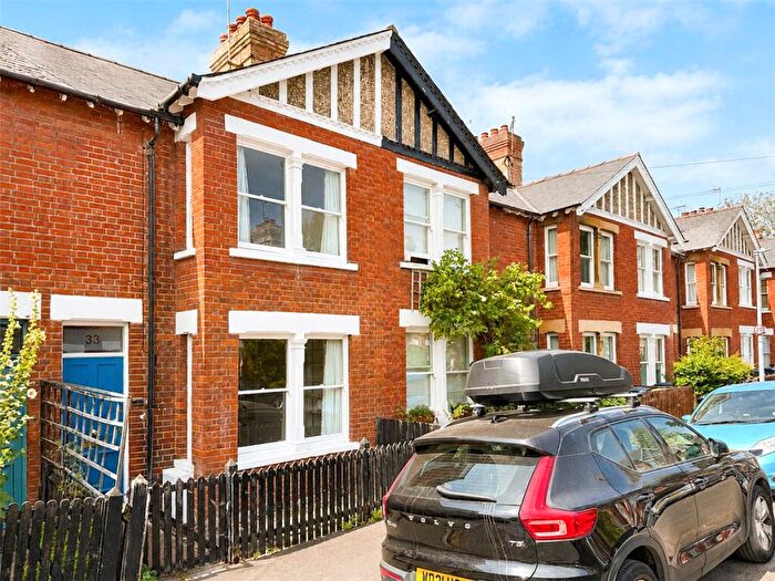 3 Bedroom Terraced House For Sale In Marlowe Road, Cambridge, CB3