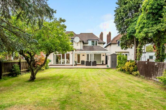 5 Bedroom Detached House For Sale In Westhorne Avenue, London, SE9