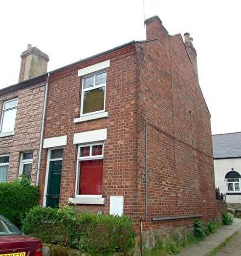 2 Bedroom Semi-Detached House To Rent In Highfield Road, DE56