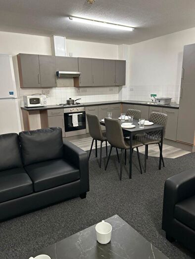 6 Bedroom Private Halls To Rent In Great Horton Road, Bradford, BD7