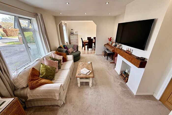 1 Bedroom Bungalow For Sale In Station Road, Sutton, Retford, DN22