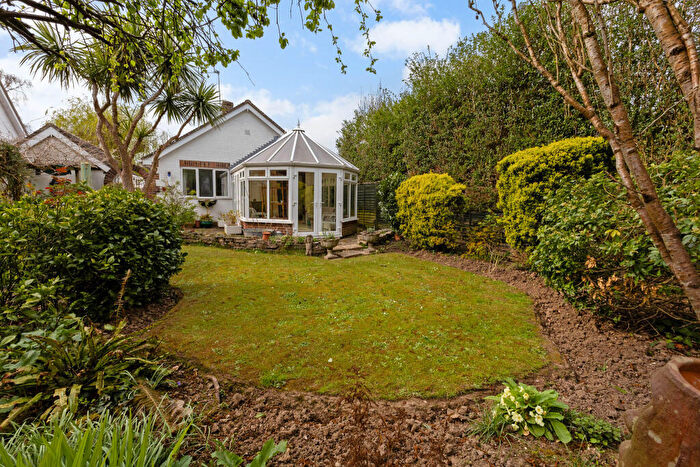 3 Bedroom Detached Bungalow For Sale In Cherry Lane, Birdham, PO20