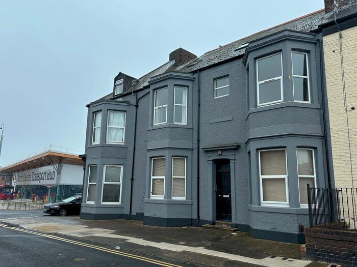 2 Bedroom Flat To Rent In Railway Tce, North Shields, NE29