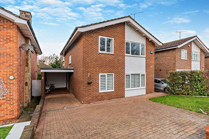 4 Bedroom Detached House To Rent In Wrenwood Way, HA5