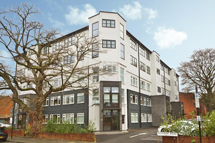 1 Bedroom Flat For Sale In Blake Hall Road, London, E11