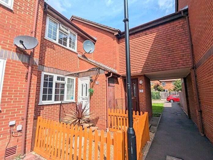 2 Bedroom Terraced House To Rent In Ambleside Drive, Feltham, TW14