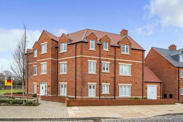 2 Bedroom Apartment To Rent In Eridge Road, Bicester, OX26