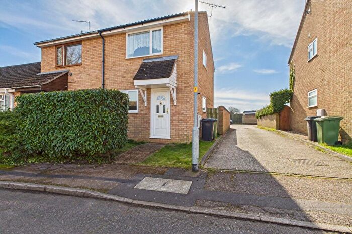 2 Bedroom End Of Terrace House To Rent In Keats Close, Thetford, IP24