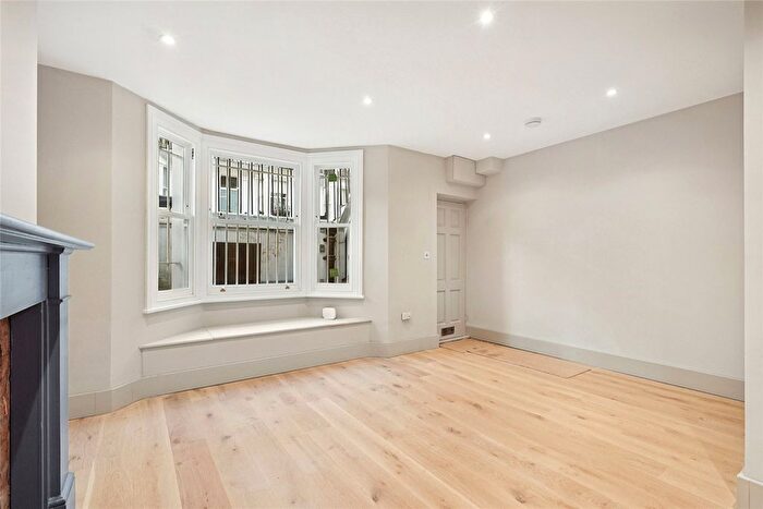 1 Bedroom Flat To Rent In Redburn Street, London, SW3